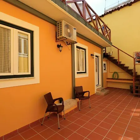 Sao Jorge Apartments & Suites Lisbon Room photo